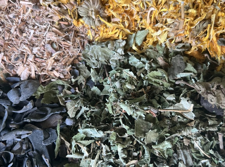 Haal de natuur in de voerbak van je paard weer terug